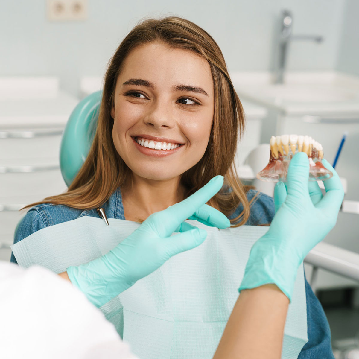 Cosmetic Dental Treatment Service